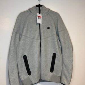 Nike Tech Fleece Full Zip Hoodie Grey FB7921-063 Men’s Large NWT $145 MSRP